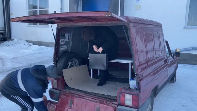 Отдел снабжения (Ирбитский молочный завод) - 8 марта смотреть онлайн