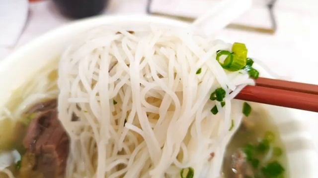 華姐清湯腩。天后????Wah Che Ching Tong Nam。Tin Hau смотреть онлайн