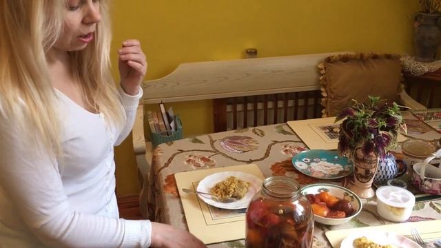 Мы будем есть, вы будете смотреть??? смотреть онлайн