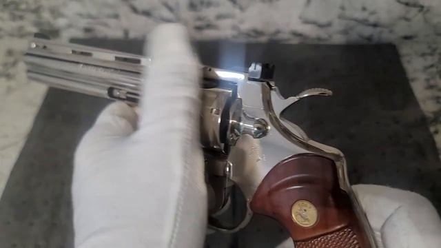 colt python, collectable colt revolver work of art, Beautiful colt python. Best revolver ever made. смотреть онлайн