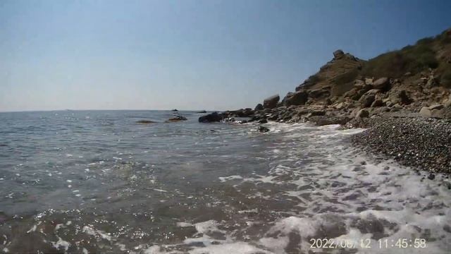 Чистый пляж и море. БЕЗ назойливых и ВСЕМ недовольных туристов. Сюда можно добраться только по морю смотреть онлайн