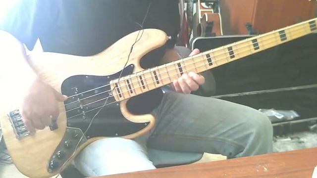 Deluxe Jazz Bass IV (Swamp ash-maple), Boss Gt-10B смотреть онлайн