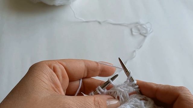 Не удивлю, но покажу как связать просто и красиво - Ажурная полосочка спицами для оформления издели смотреть онлайн
