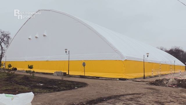 В Краматорске завершается строительство крытого футбольного поля смотреть онлайн