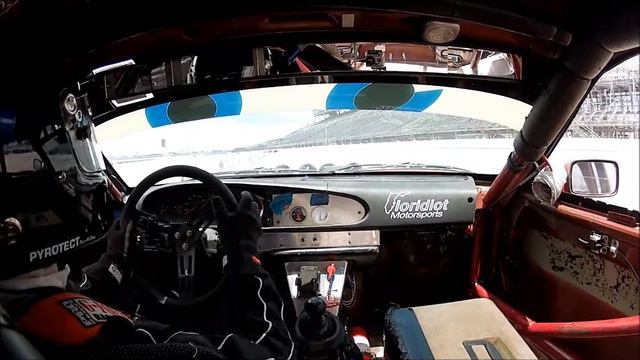 Floridiot Motorsports 2015 Chumpcar 14 Hours of Daytona (Moody's Best Lap) смотреть онлайн