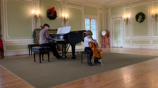 Ave Maria (Bach - Gounod) Cello recital 6 year old смотреть онлайн