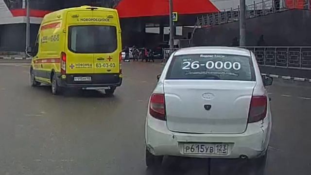 Новороссийск. Нарушение ПДД 2023-02-20_14-26-56 смотреть онлайн