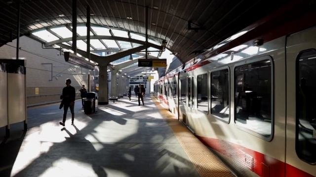 Люксовый проект Plaza в Калгари со всей инфраструктурой, станцией LRT и парком для инвесторов. смотреть онлайн
