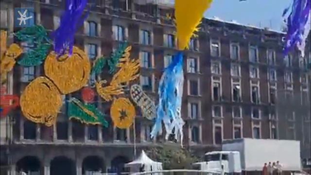 Claudia Sheinbaum Pardo Verbena Navideña en el Zócalo Capitalino 6 Enero 2023 смотреть онлайн