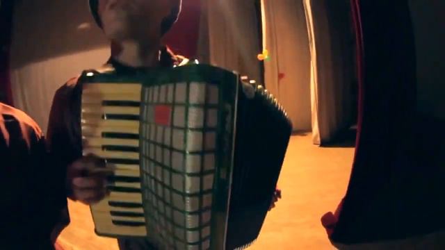 Faktor 2 Uzbagoysya Ofitsialnyy klip 2013 смотреть онлайн