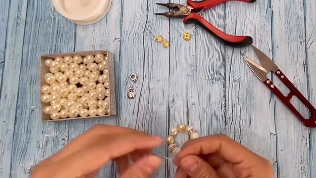 Браслет жасау. Ручная работа для начинающий. Handmade. Браслет из бусинки. Қазақша мастер класс смотреть онлайн