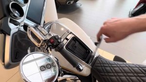 Мотоцикл BMW R18 Transcontinental впечатляет