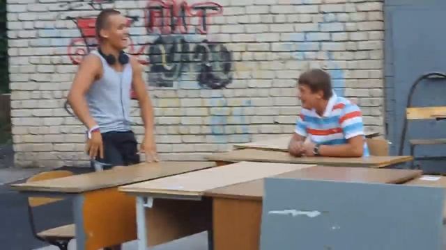 Жене и Сереже плохо. С днем рождения, Артём. смотреть онлайн