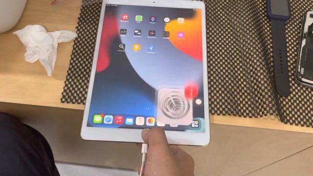 iPad pro 2017 general check | order tokopedia to Pak Benoit смотреть онлайн