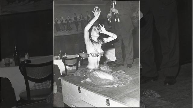 Belly Dancer Latifa: MARINA - Vintage Belly Dancer of the 60s. New York, Chicago, Los Angeles Clubs смотреть онлайн