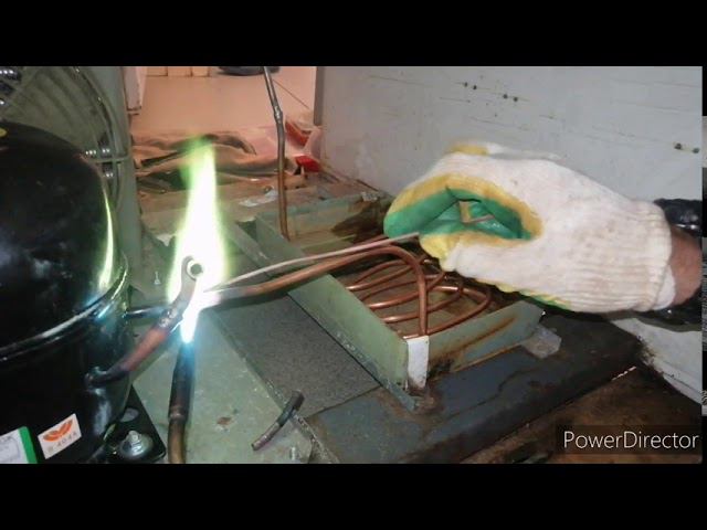 Холодильный шкаф Ариада. Как устроен холодильник. Капитальный ремонт смотреть онлайн