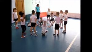 Подвижная игра Мышеловка