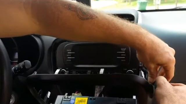 2014 - 2018 Kia Soul How To Factory Radio Removal Replace Repair смотреть онлайн