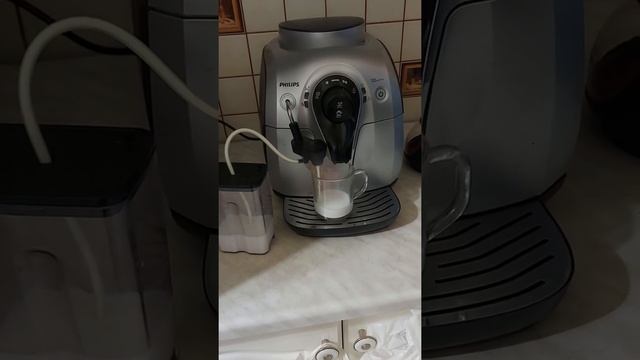 Saeco Easy Cappuccino (Philips HD8652/52) смотреть онлайн