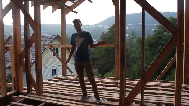 Силовой каркас большого дома над обрывом, с балконом. Сочи. Краснодарский край. Строй и Живи. смотреть онлайн