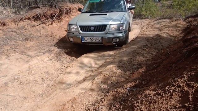 Subaru Forester SF S-Turbo 1999 Off Road (Glinokop) смотреть онлайн