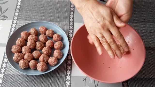 Суп с фрикадельками смотреть онлайн