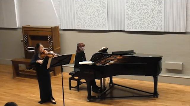 Hilarie C Violin Recital смотреть онлайн