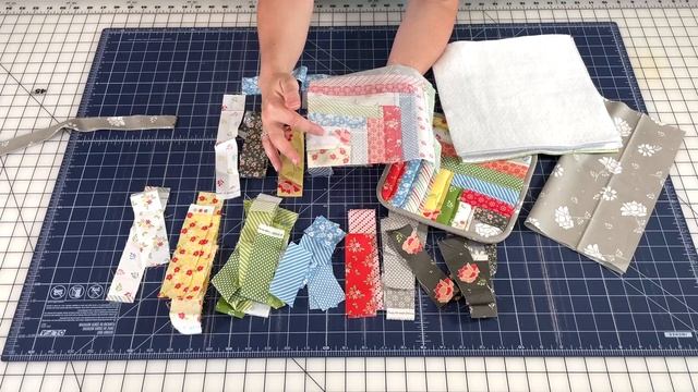September 2022 Small Project: Scrappy Quarter Log Cabin Potholder | Free PDF Pattern! смотреть онлайн