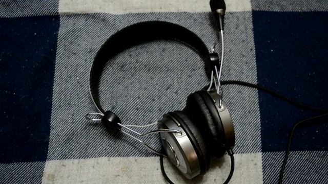Обзор на гарнитуру Genius HS-04SU, Внутри канальные наушники от кампании GAL смотреть онлайн