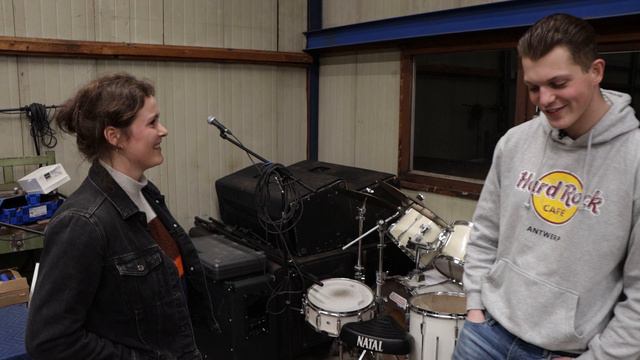 Passie op het Platteland langs bij Lenny Veldman uit Zuidwolde van de band 'Bad Standing' смотреть онлайн