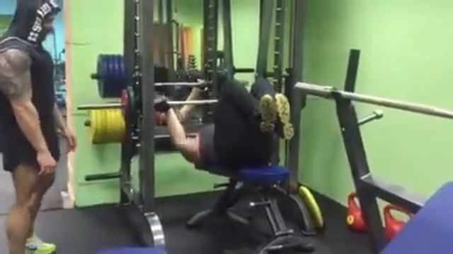 Жим обратным хватом смотреть онлайн