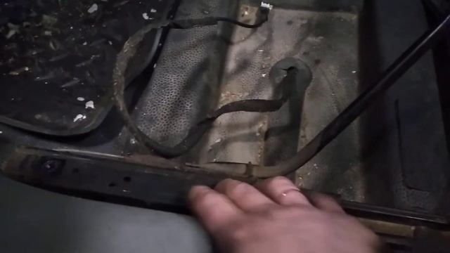 как снять сидение на рено кангу смотреть онлайн