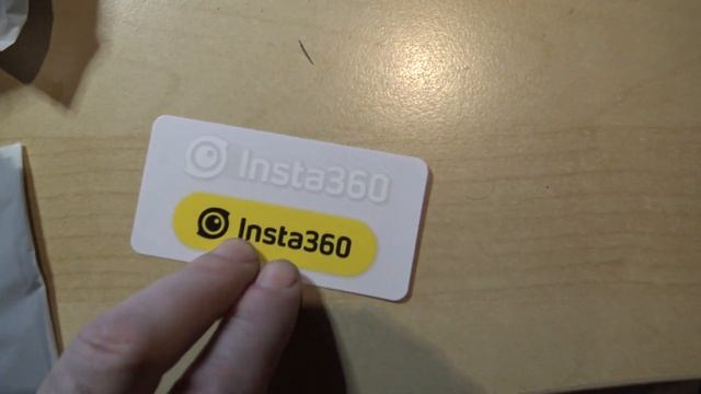 Insta360 ONE RS 1 INCH 360 EDITION распаковка и первый взгляд на камеру. смотреть онлайн