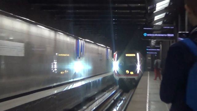 Метропоезд 81-765/766/767 Москва станция ЦСКА смотреть онлайн