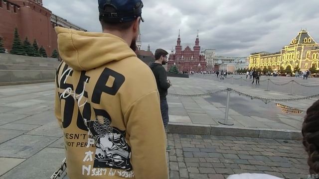 Экскурсия на красной площади. Про ГУМ и Мавзолей. смотреть онлайн