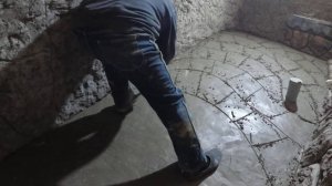мастер  класс как сделать  полы  под камень  из  цемента арт  бетона  в  подсобном  помещении
