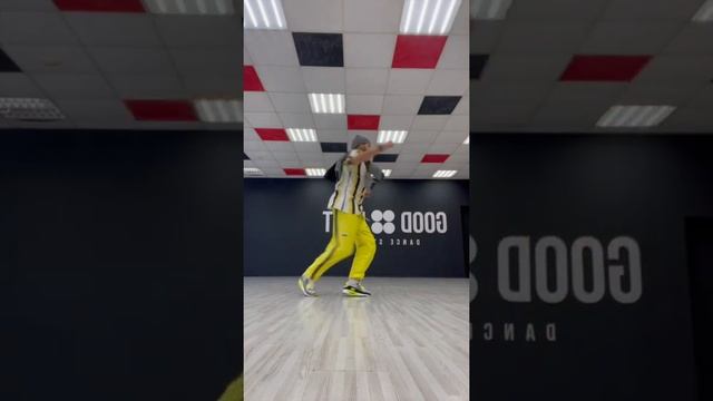 Шаффл Дэнс | Shuffle Dance 2022? смотреть онлайн