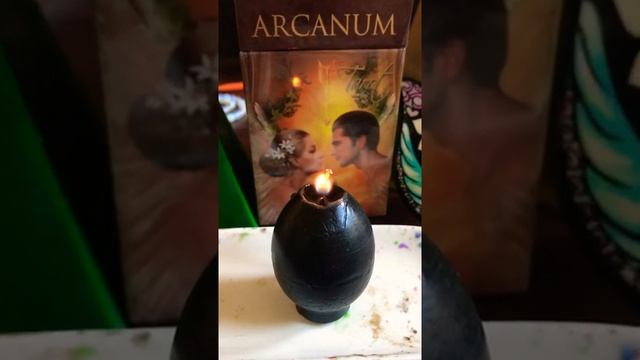 Свеча восковая яйцо. Свеча для чистки. Снятие негатива свечой. смотреть онлайн