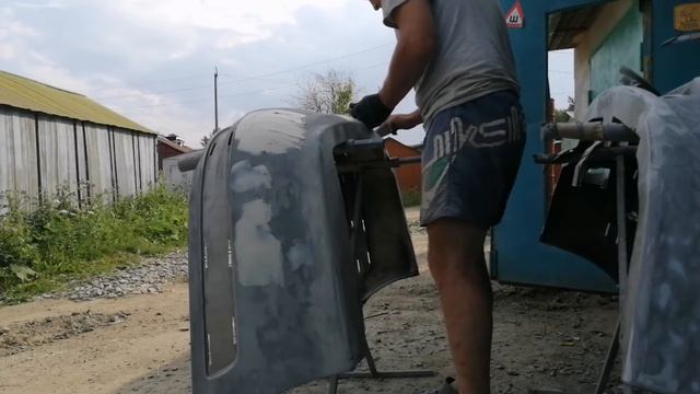Как покрасить авто. Готовим бампера от Nissan. Обзор пневматической Машинки джета про. смотреть онлайн