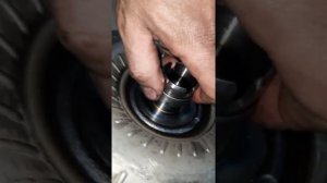 Намотало втулку маслянного насоса акпп на бублик.