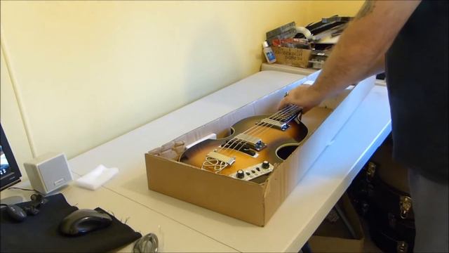 Harley Benton Beat Bass Unboxing/1st Impressions смотреть онлайн
