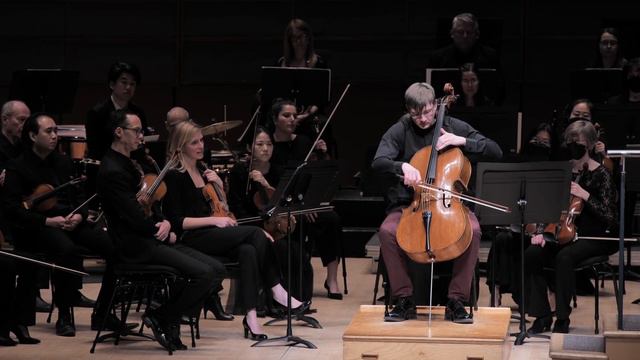 Super cool piece written by Rostropovich! Moderato. смотреть онлайн