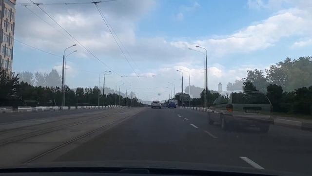 РАЗВОРОТЫ и ПОВОРОТЫ НА ТРАМВАЙНЫХ ПУТЯХ. Вождение по городу смотреть онлайн