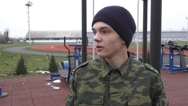 Юноши сдают нормы ГТО смотреть онлайн