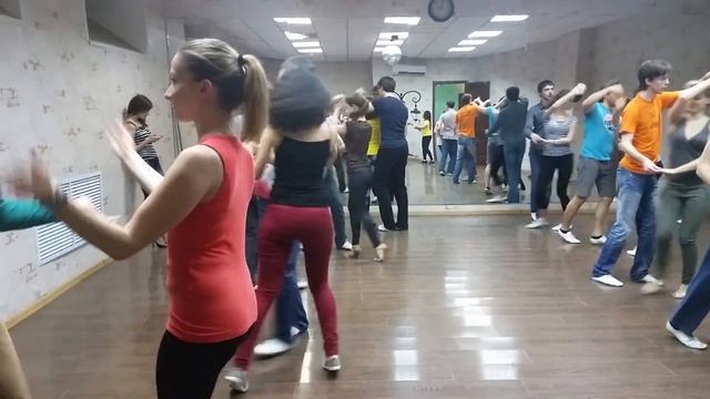 Сальса урок в Mambotime, средний и старший уровень, 09.02.2014 смотреть онлайн