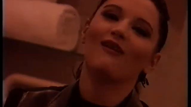 Mira Skoric - Pripreme pred koncert (Hala sportova 20.1.1994) смотреть онлайн