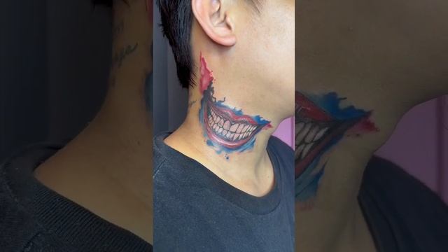 Joker #joker #tattoo #jokertattoo #tattooartist #femaletattooartist #khasytv #tattooart смотреть онлайн