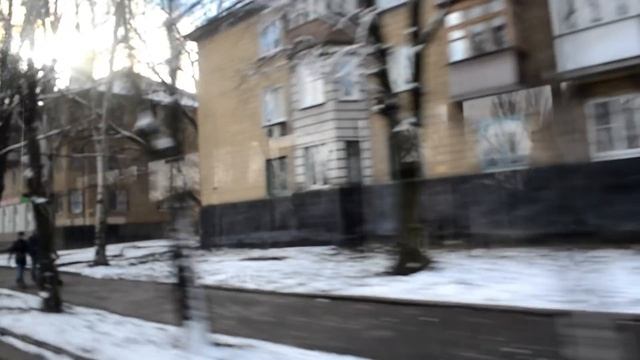 На троллейбусе мимо Ветки смотреть онлайн