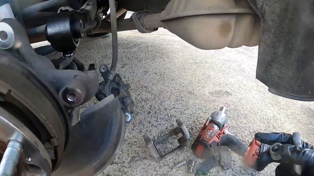 How To Replace 2011 Kia Optima Rear Brake Pads and Rotors смотреть онлайн