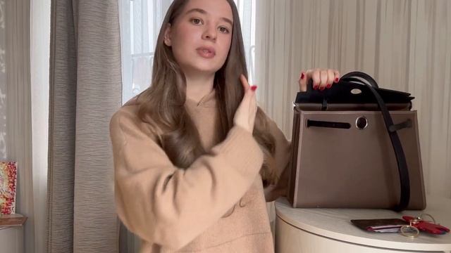HERMES HERBAG// ЧТО В МОЕЙ СУМКЕ? смотреть онлайн